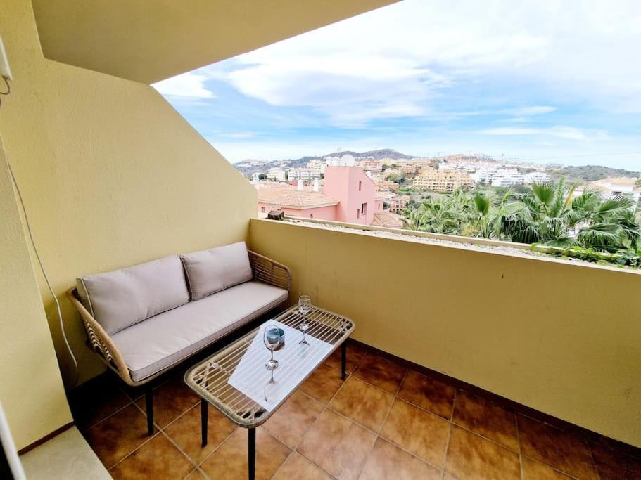 Appartamento Royal Golf View: 2Br, Pools & Ac Sitio de Calahonda Esterno foto