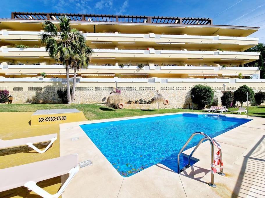 Appartamento Royal Golf View: 2Br, Pools & Ac Sitio de Calahonda Esterno foto