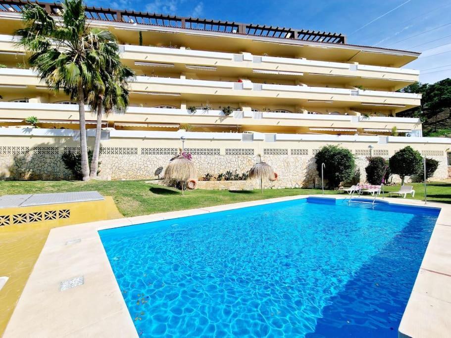 Appartamento Royal Golf View: 2Br, Pools & Ac Sitio de Calahonda Esterno foto