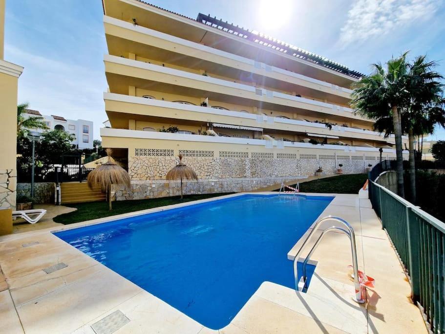 Appartamento Royal Golf View: 2Br, Pools & Ac Sitio de Calahonda Esterno foto