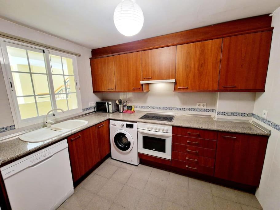 Appartamento Royal Golf View: 2Br, Pools & Ac Sitio de Calahonda Esterno foto