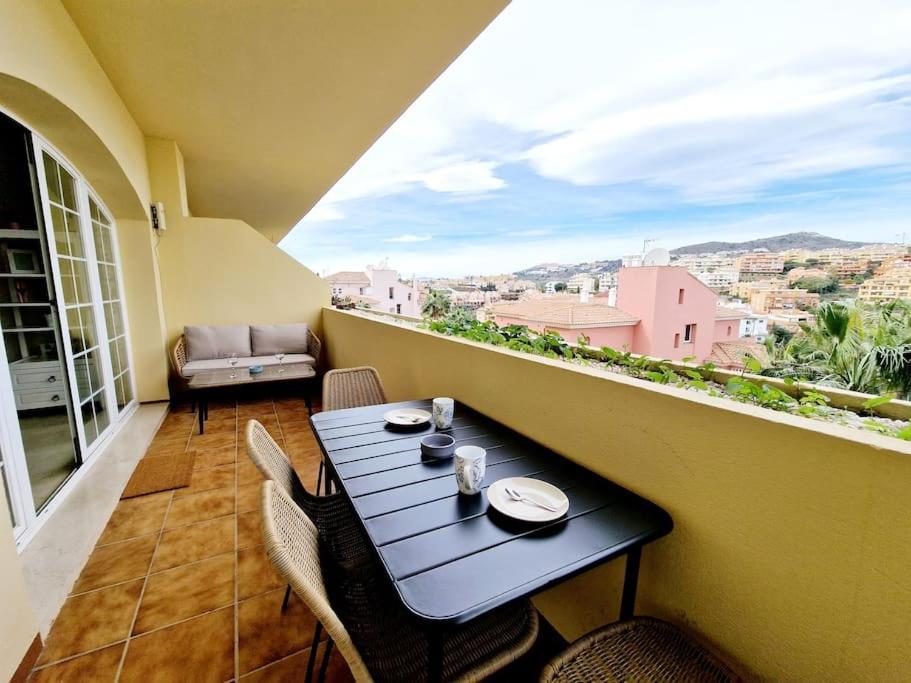 Appartamento Royal Golf View: 2Br, Pools & Ac Sitio de Calahonda Esterno foto