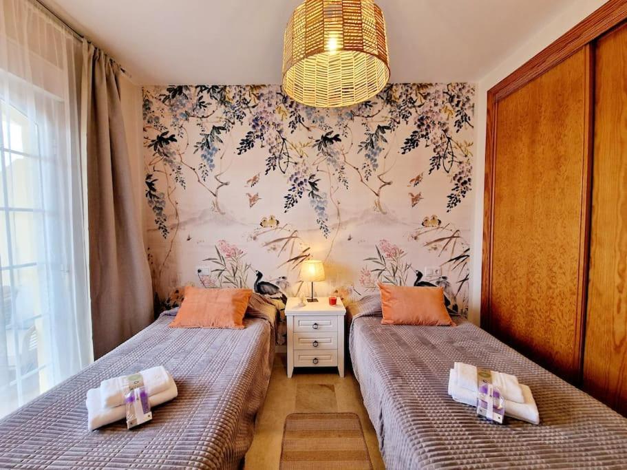 Appartamento Royal Golf View: 2Br, Pools & Ac Sitio de Calahonda Esterno foto